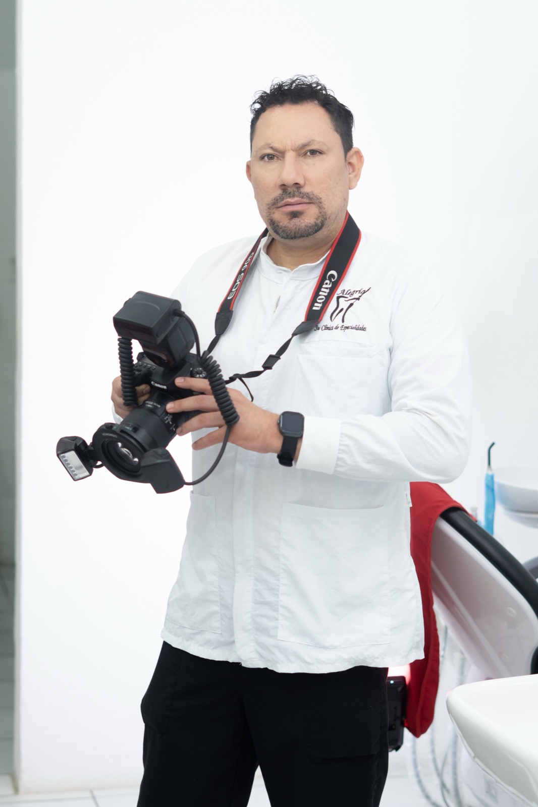 Dr. Henry Alegría